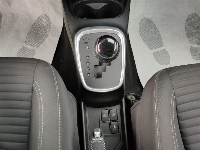 TOYOTA Yaris 1.5Hyb.Business CLIMA,RETROCAMERA ..