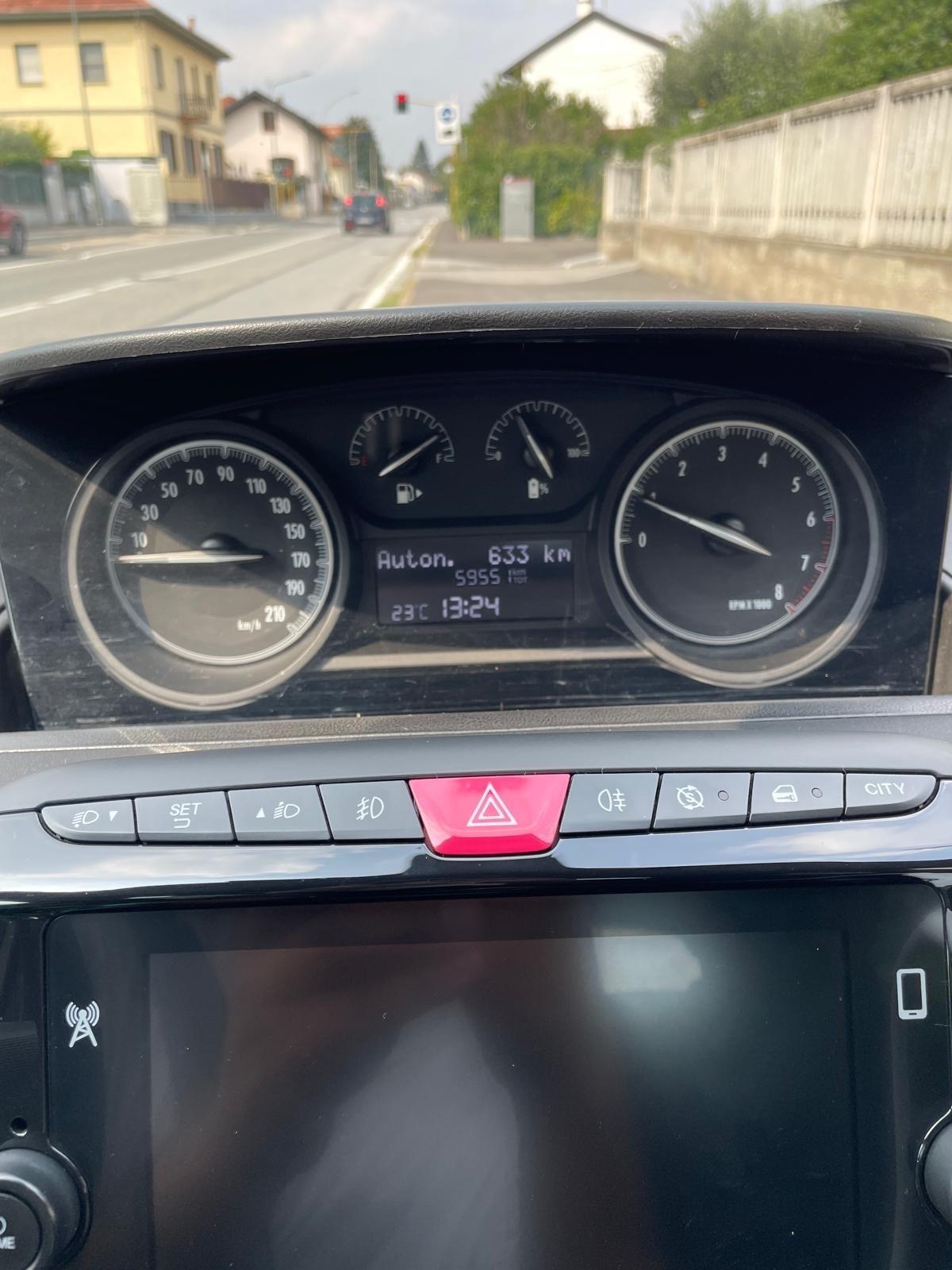 Lancia Ypsilon 1.0 FireFly 5 porte S&S Hybrid Ecochic Gold