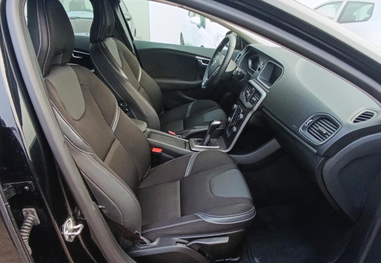 Volvo V40 D2 Business Plus 2.0d 120cv