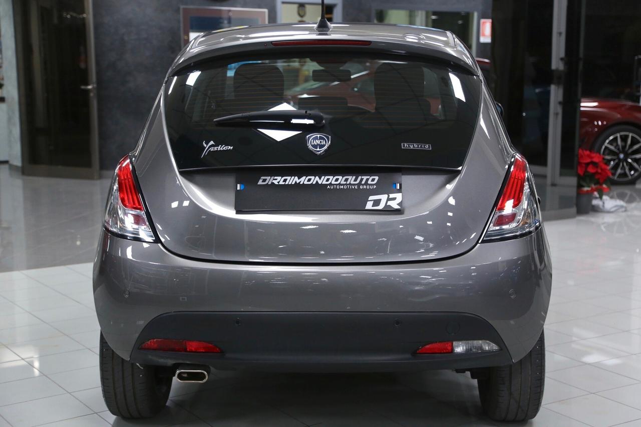 Lancia Ypsilon 1.0 FireFly 5 porte S&S Hybrid Gold