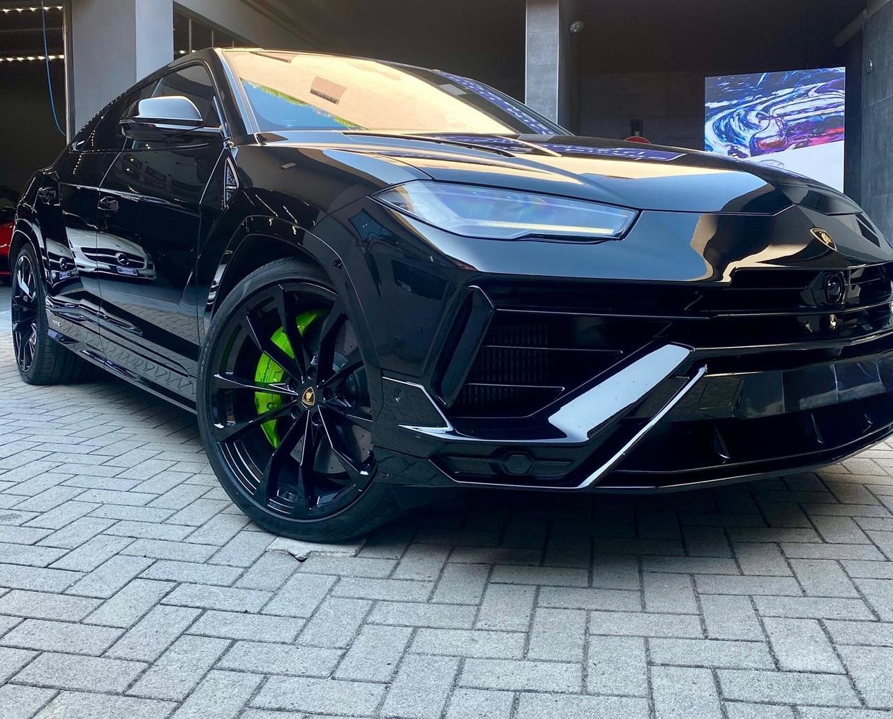 Lamborghini Urus 4.0 - prezzo top italia