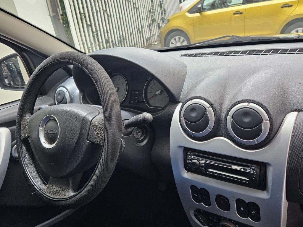 Dacia Sandero 1.2 16V GPL 75CV Embleme