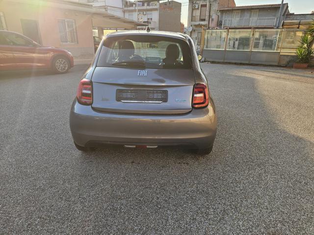 FIAT 500e Berlina 42 kWh Icon