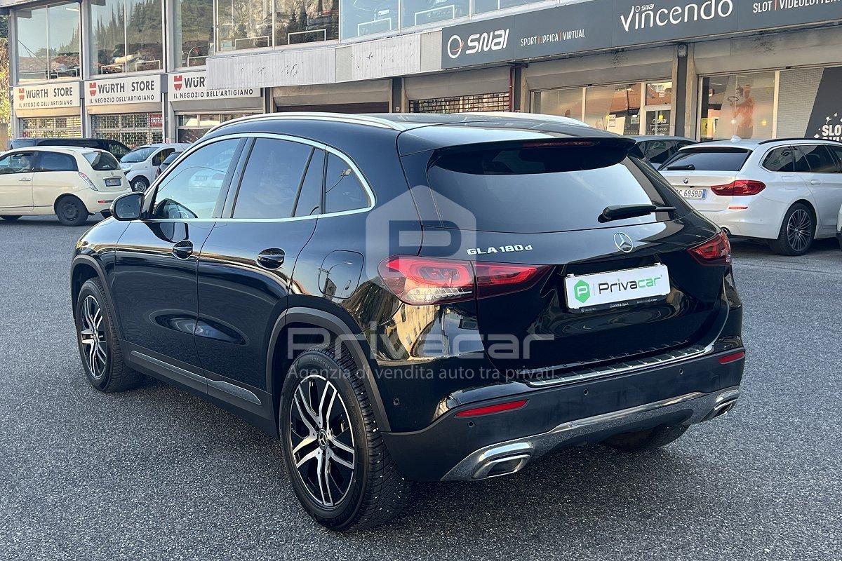 MERCEDES GLA 180 d Automatic Sport Plus