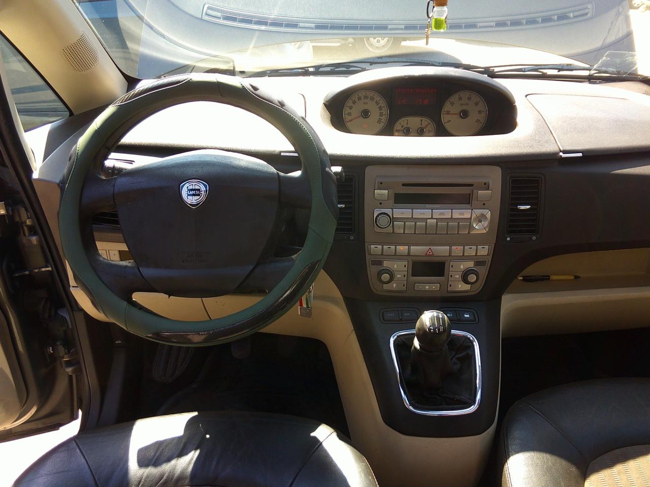 Lancia MUSA 1.9 Multijet Platino 05