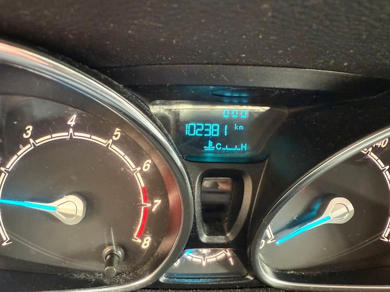 Ford Tourneo Courier 1.0 EcoBoost 100 CV Titanium