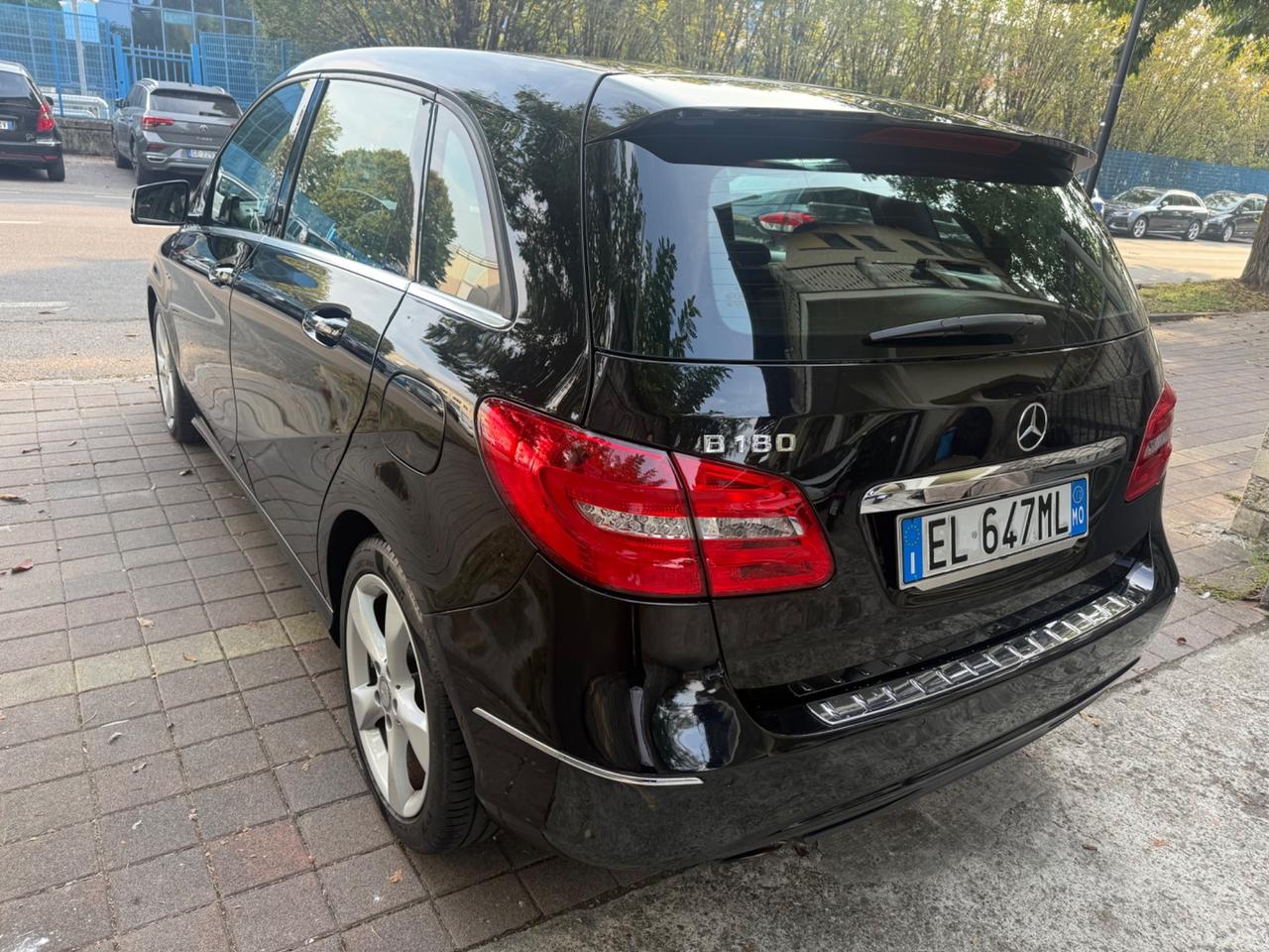 Mercedes-benz B 180 BlueEFFICIENCY Premium
