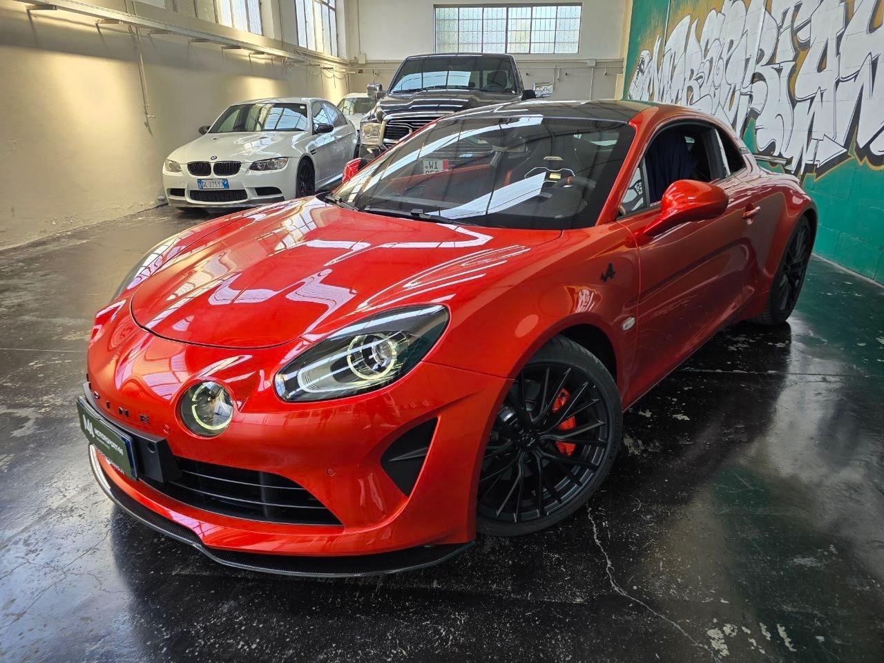 Alpine A110 S Orange, Carbonio