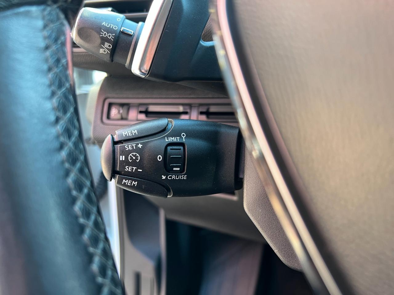 Peugeot 3008 BlueHDi 130 Automatica Sport