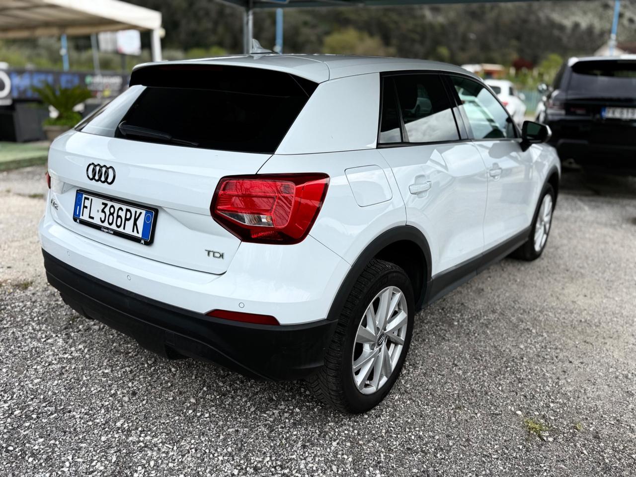 AUDIQ2 1.6 TDI S tronic *NAVI