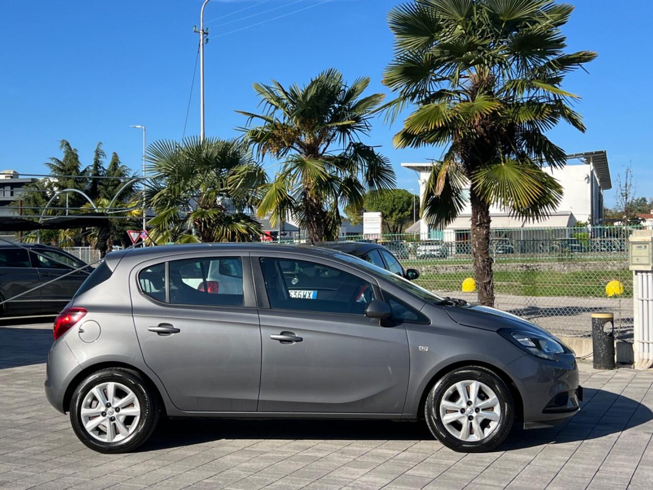 Opel Corsa 1.2 5 porte Edition NEOPATENTATI