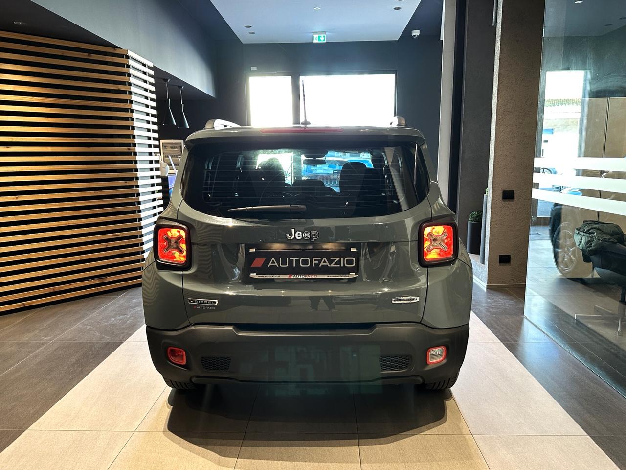 Jeep Renegade 1.6 Mjt 120 CV Longitude-Business