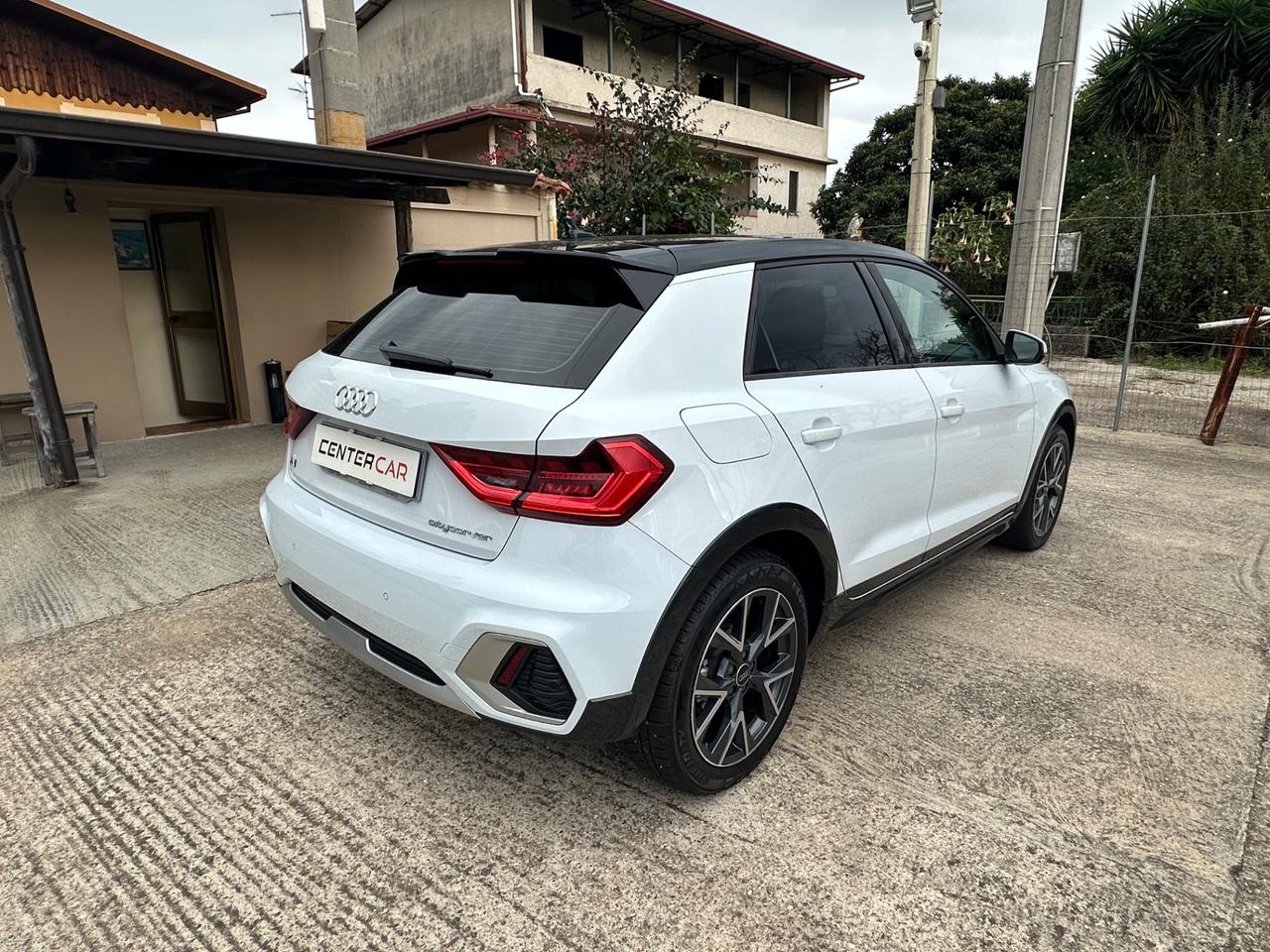 Audi A1 allstreet 30 TFSI Identity Contrast