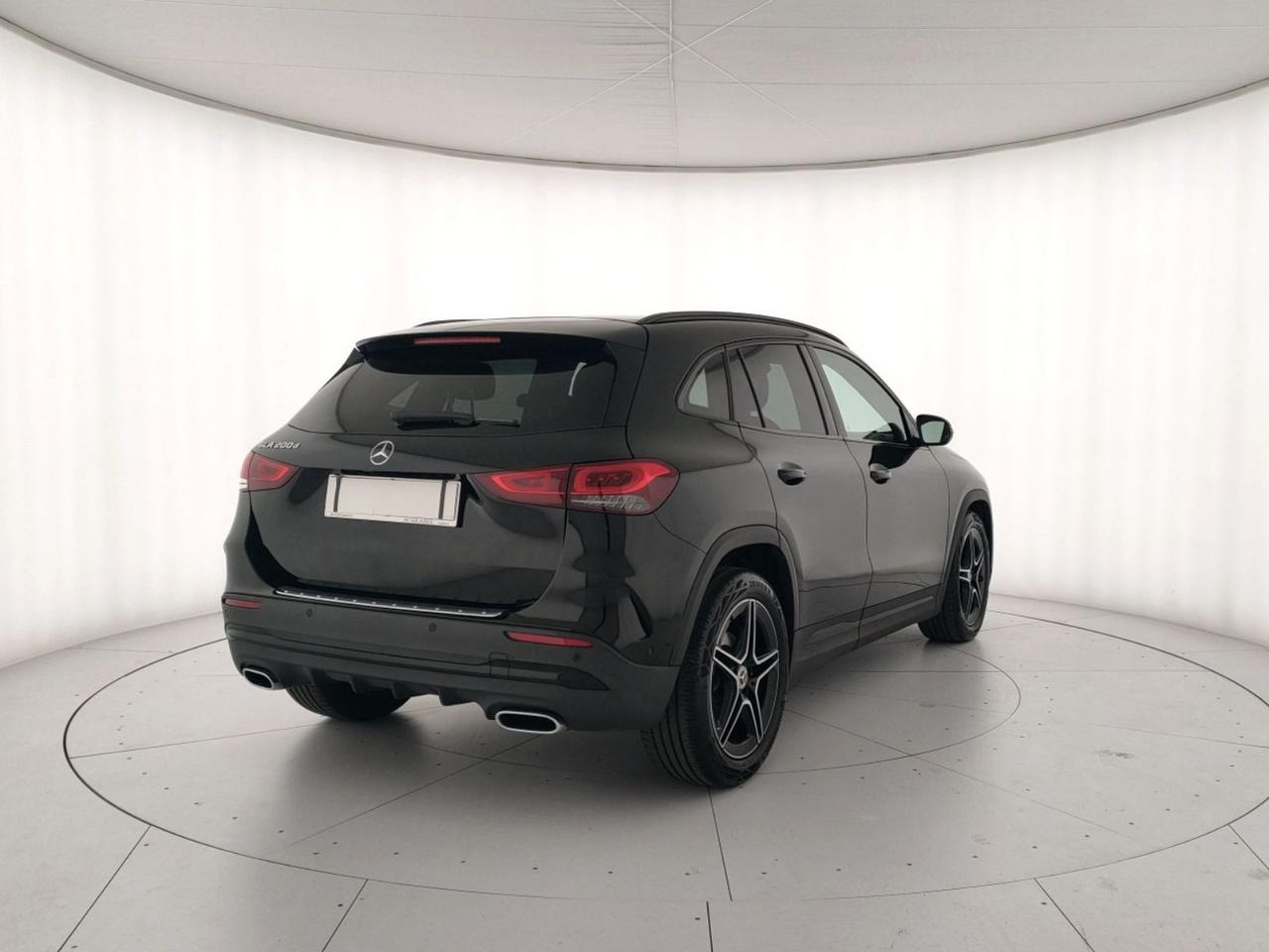 Mercedes-Benz GLA 200 d premium auto