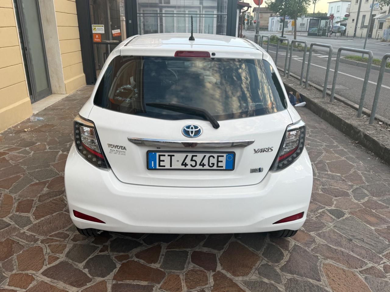 Toyota Yaris 1.5 Hybrid 5 porte Lounge
