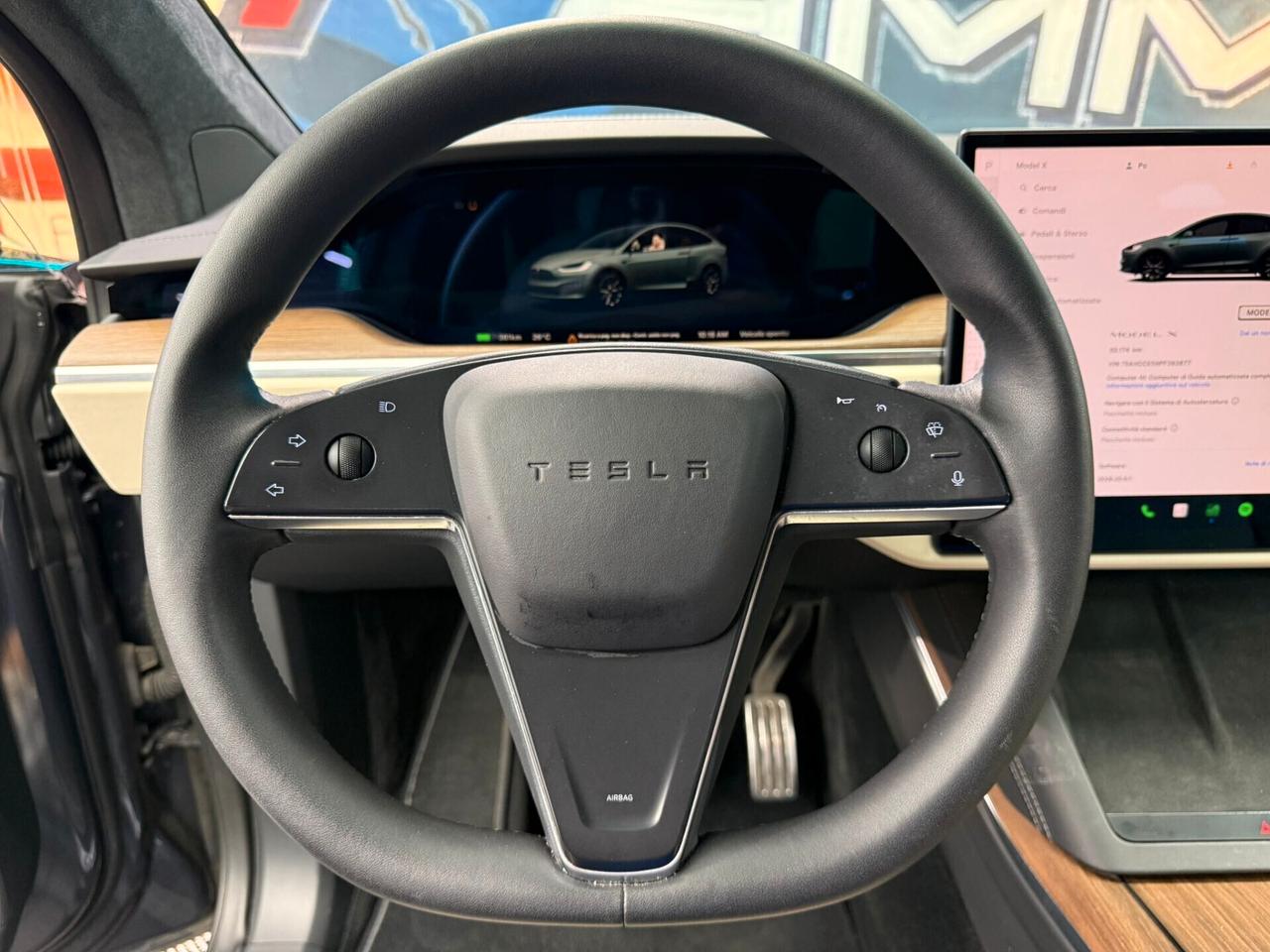 Tesla Model X LONG RANGE (734)