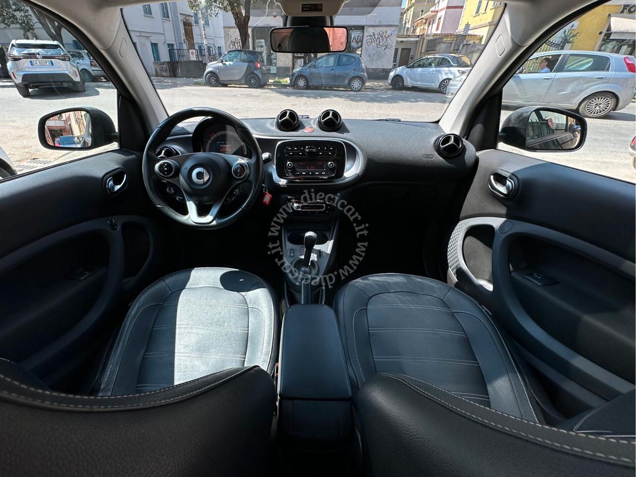 Smart ForTwo 70 1.0 twinamic Prime PELLE USB