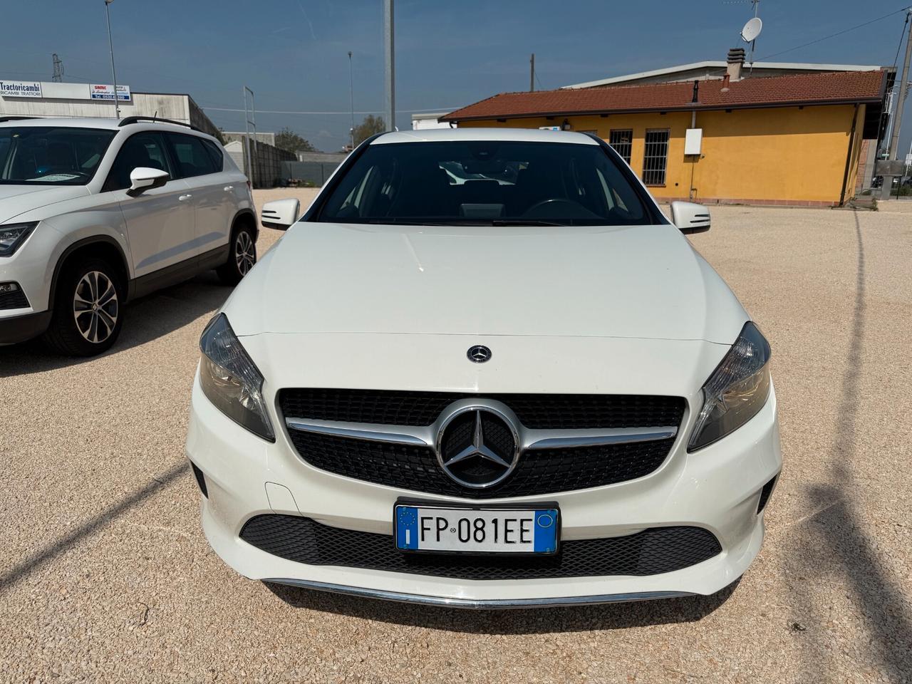 Mercedes-benz A 180 d Premium