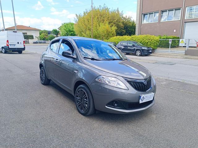 LANCIA Ypsilon 1.0 FireFly 5 porte S&S Hybrid Silver Plus