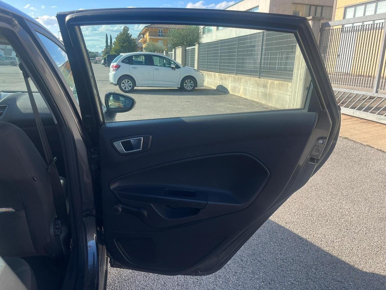 Ford Fiesta 1.5 TDCi ( LEGGERE)