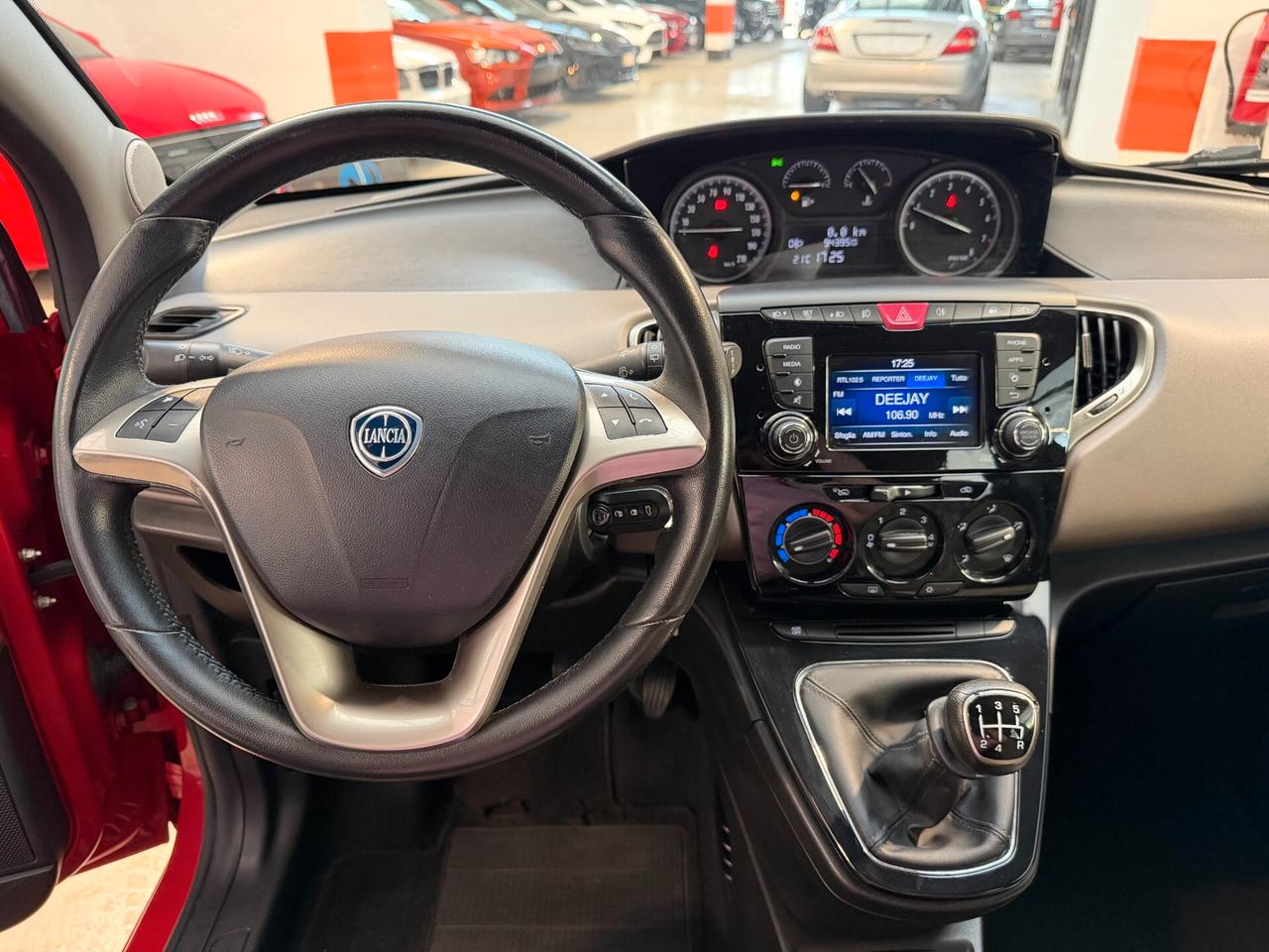 Lancia Ypsilon 1.2 Platinum UNICOPROPRIETARIO-NEOPATENTATI