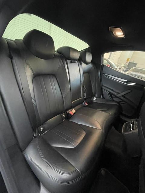 Maserati Ghibli V6 Diesel 275 CV Nerissimo Edition