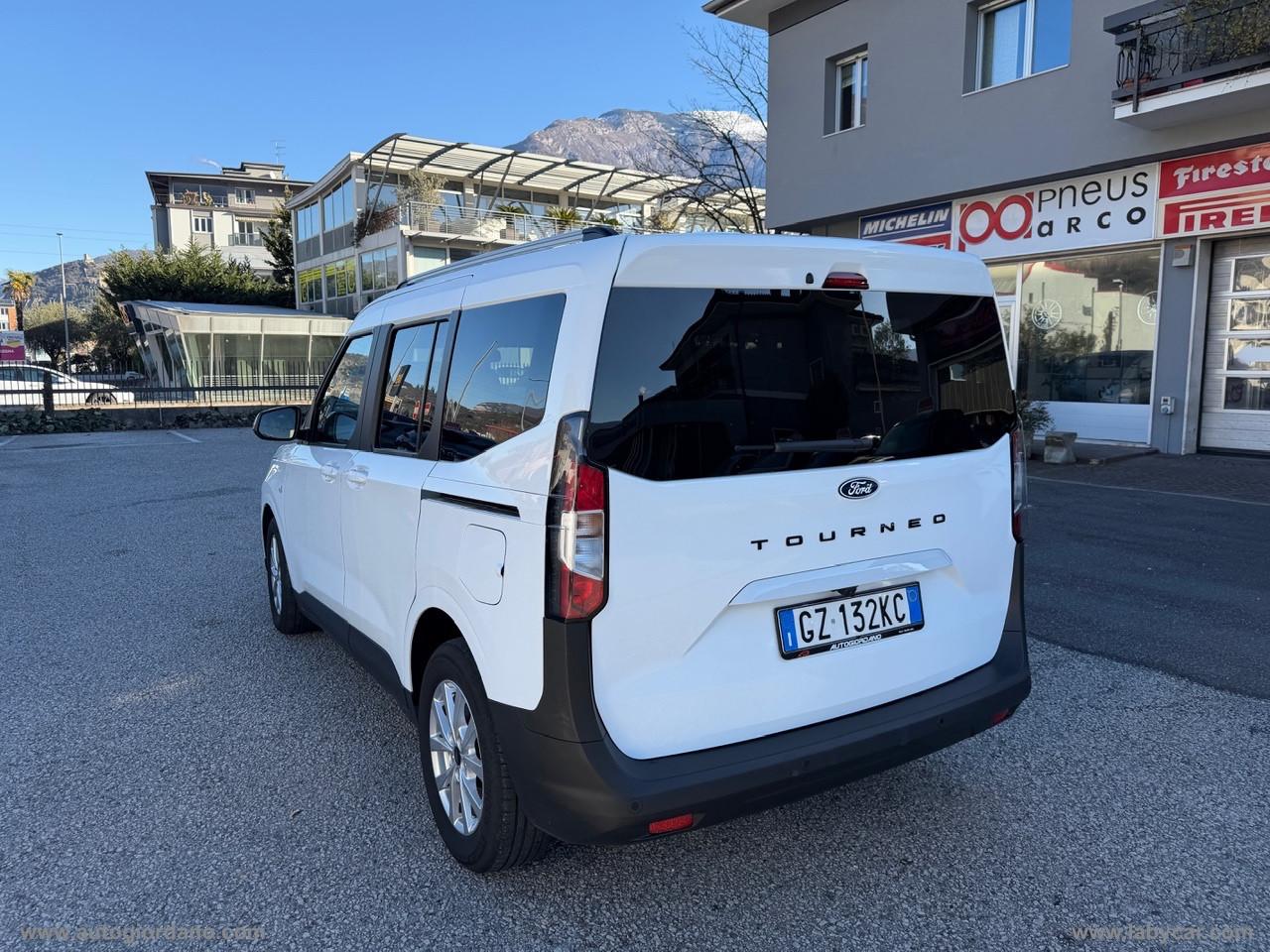 FORD Tourneo Courier 1.0 EcoBoost Pow. Tit. WINTER PACK