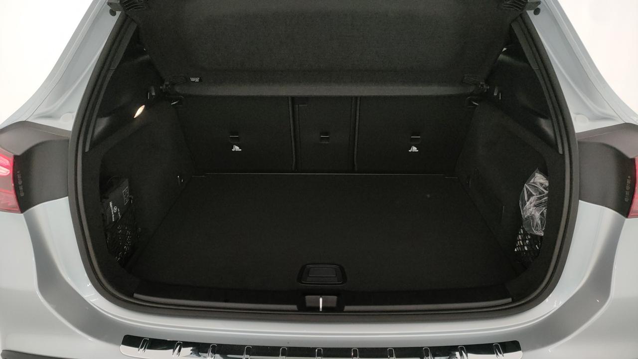 Mercedes-Benz GLA-H247 2023 - GLA 180 d Progressive Advanced Plus auto