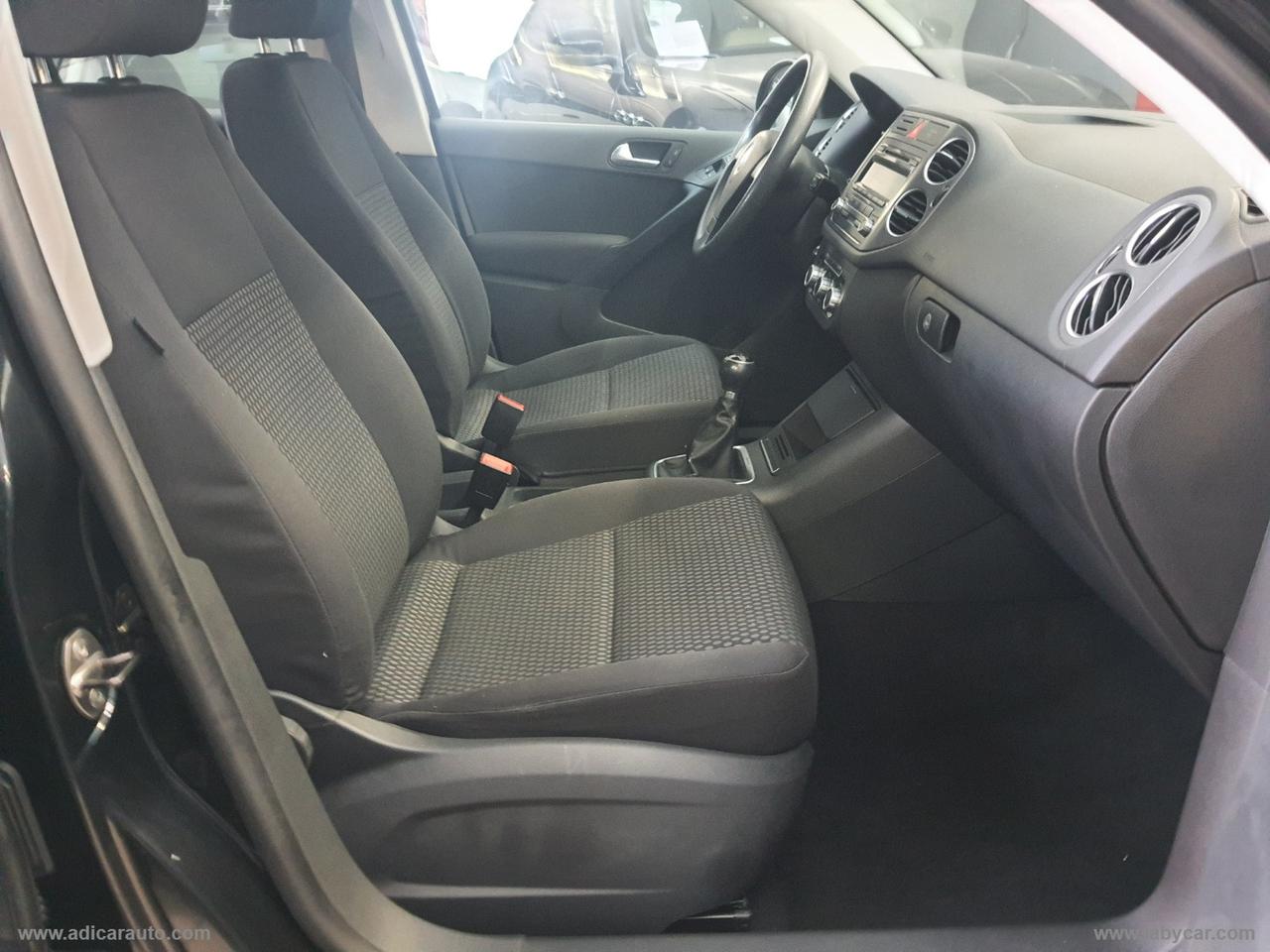 VOLKSWAGEN Tiguan 2.0 TDI 4MOTION Sport & Style
