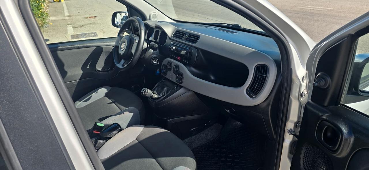 Fiat Panda 0.9 TwinAir Turbo Natural Power Lounge
