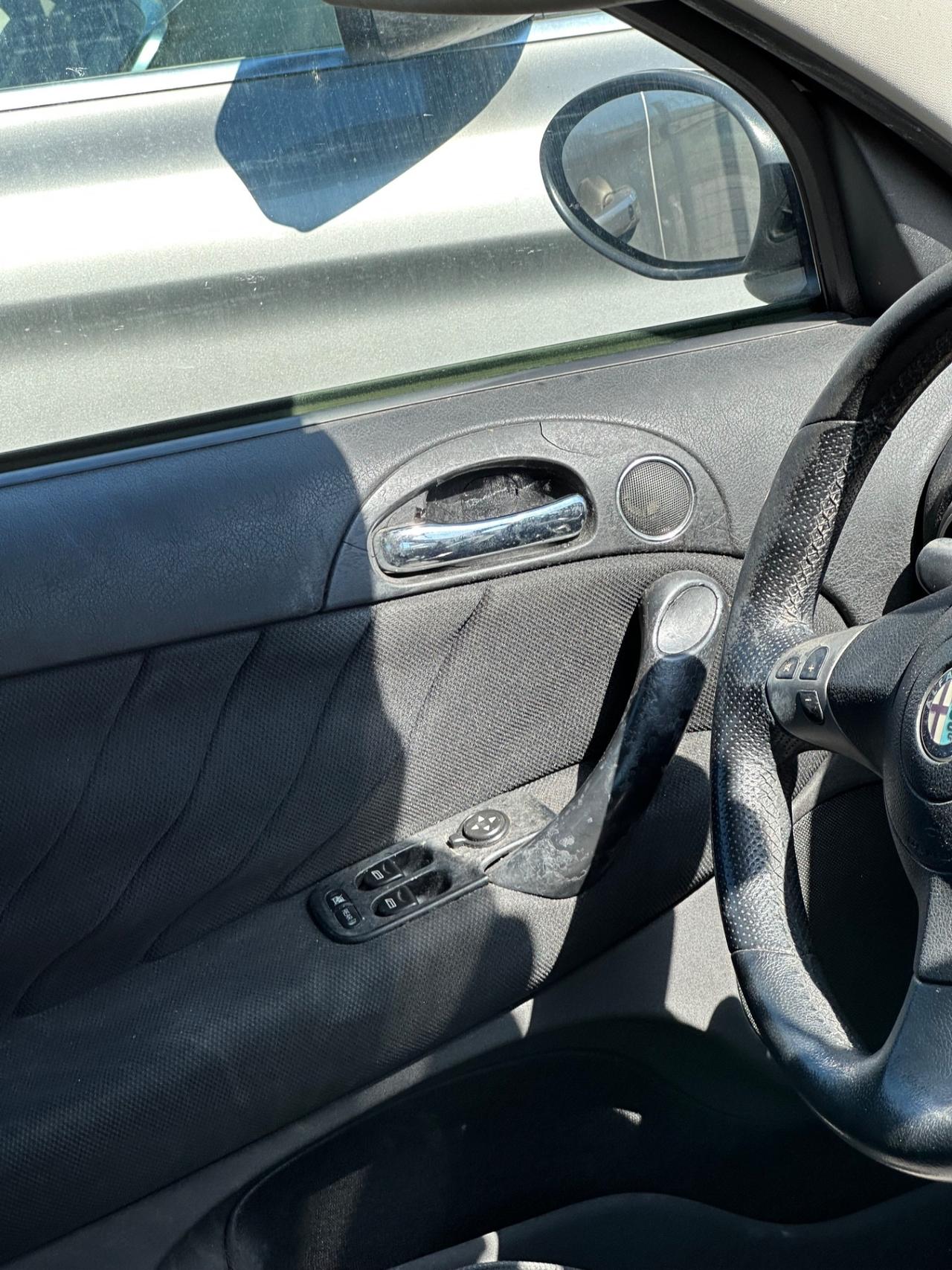 Alfa Romeo 147 1.9 JTD 120cv 2007 neopa