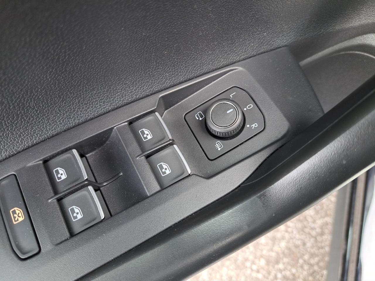 Volkswagen Polo 1.0 tsi r-line 95cv dsg