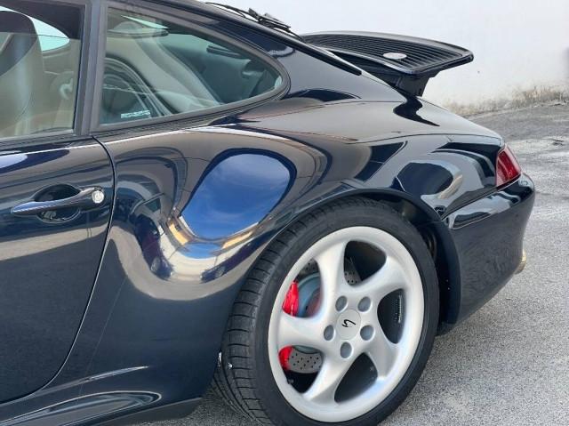 Porsche 911 Carrera 911 3.6 Carrera 4S Coupé