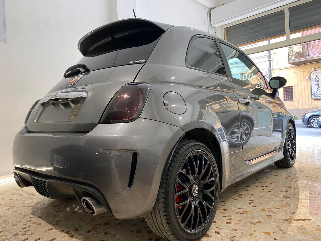 Abarth 500 1.4 Turbo T-Jet Custom 12/2014