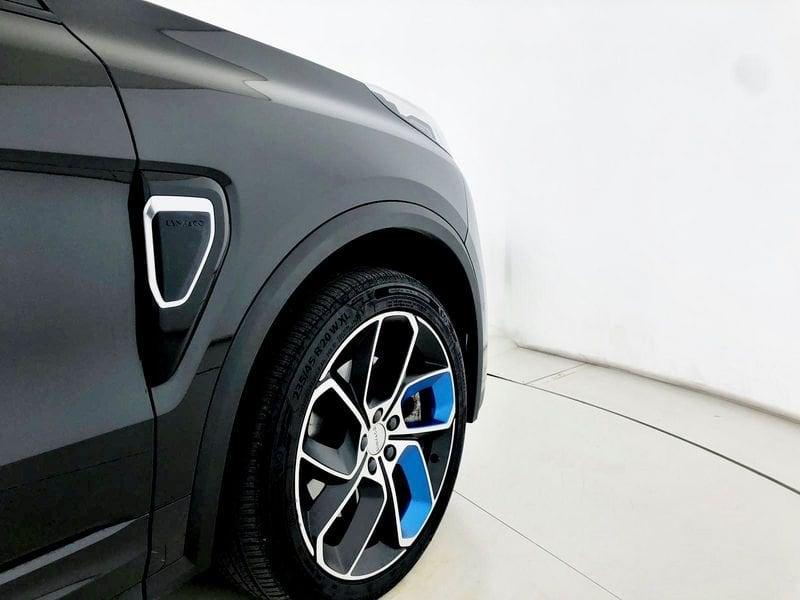 Lynk & Co 01 PHEV