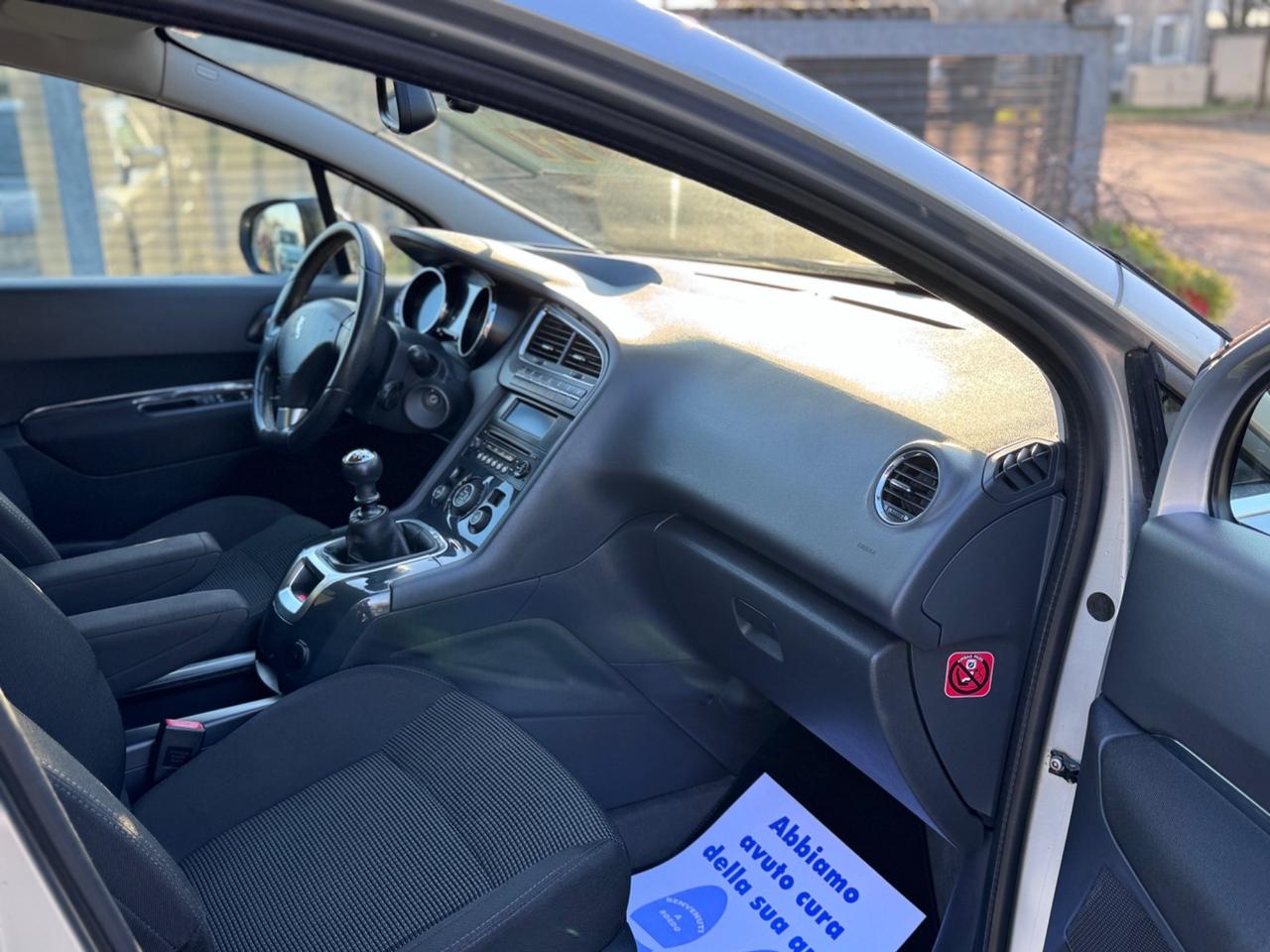 Peugeot 5008 1.6 HDi 112CV 7 posti 2010