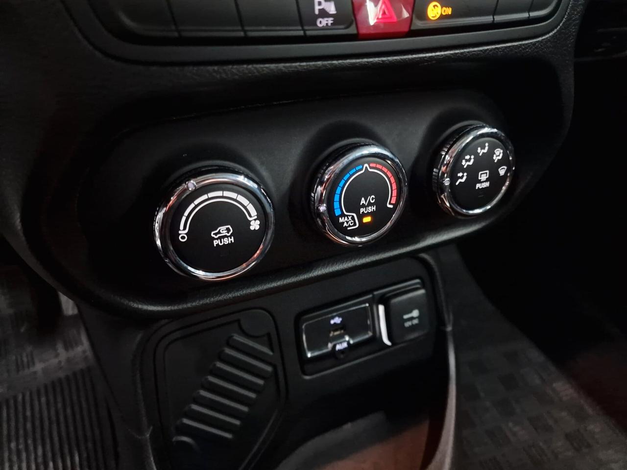 Jeep Renegade 1.6 Mjt Business