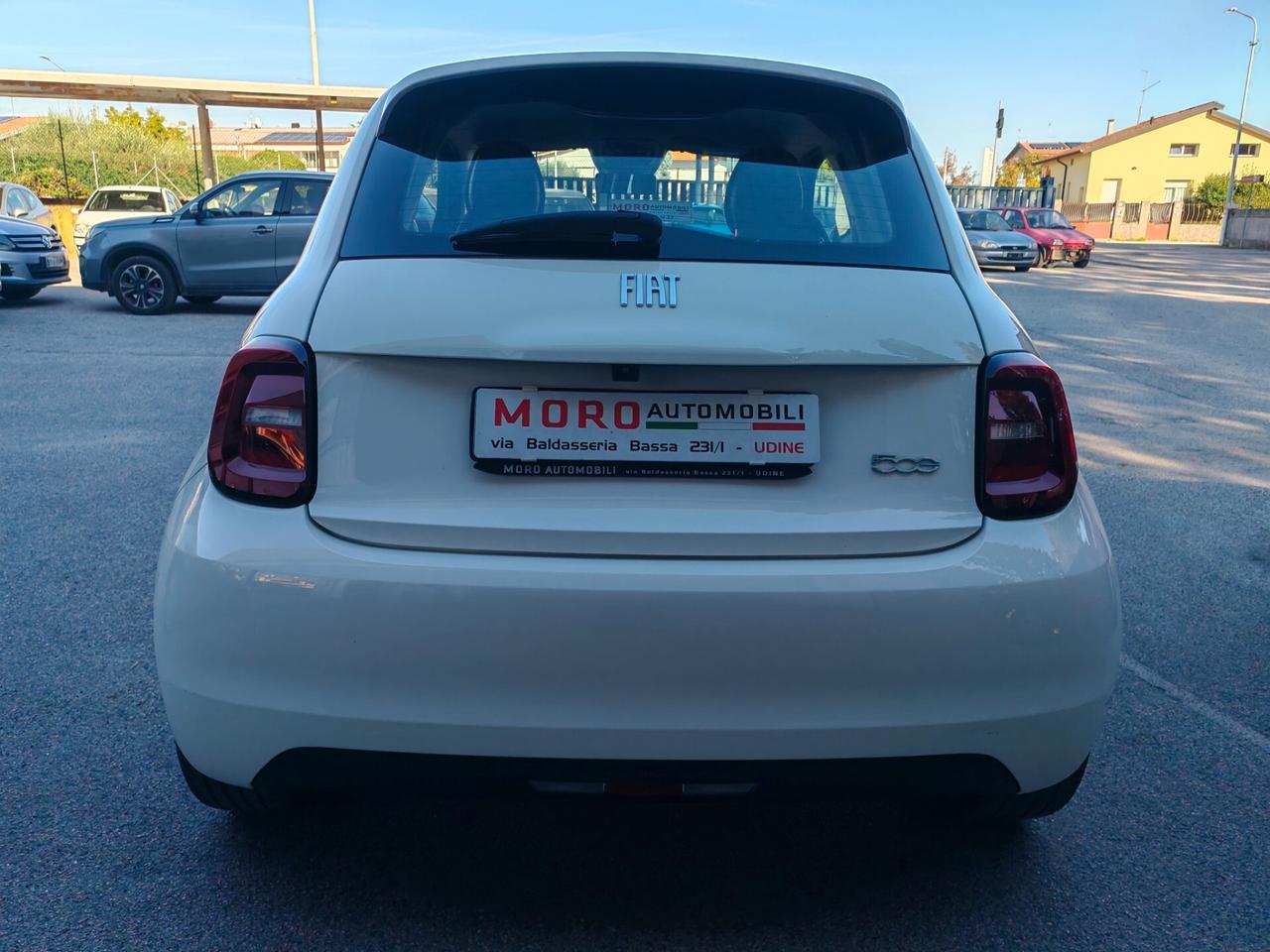 Fiat 500e Berlina 42 kWh
