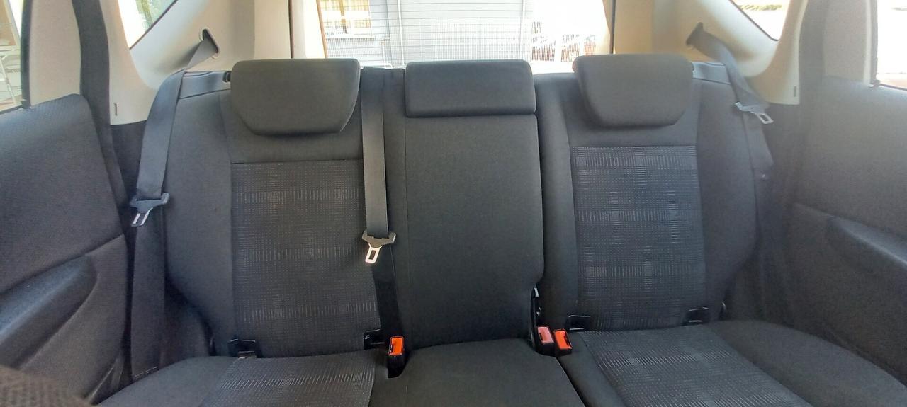 Mercedes-Benz Classe A 160 Benzina cc. 1.5 CV. 95 Cambio Manuale 5 Porte 5 Posti SOLO 89.575 KM. Utilizzabile anche per i Neopatentati.