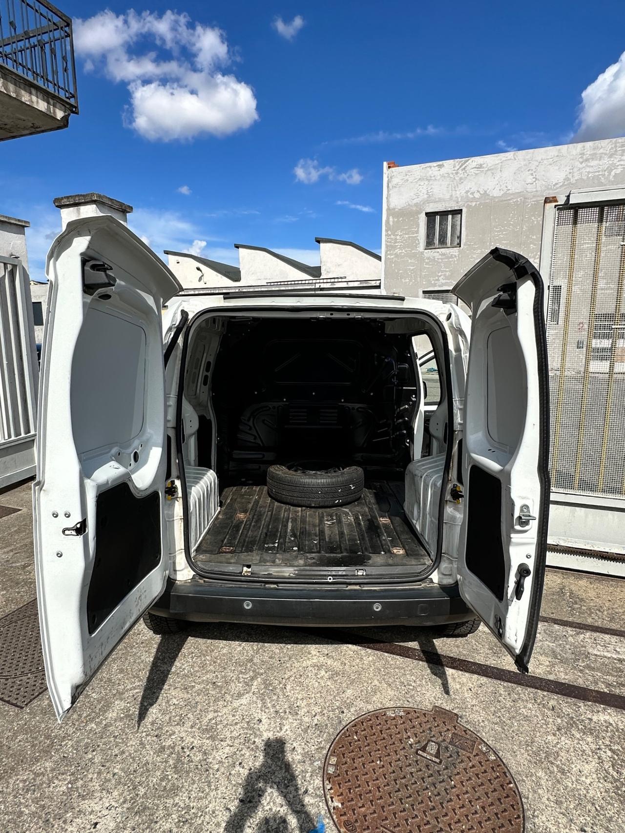 Fiat Fiorino 1.3 MJT 95CV Cargo SX