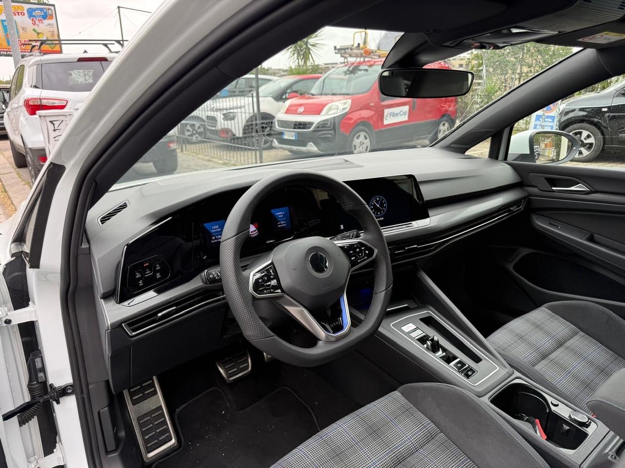 Volkswagen Golf GTE 1.4 TSI eHybrid Navi ACC LED+ Apple DCk