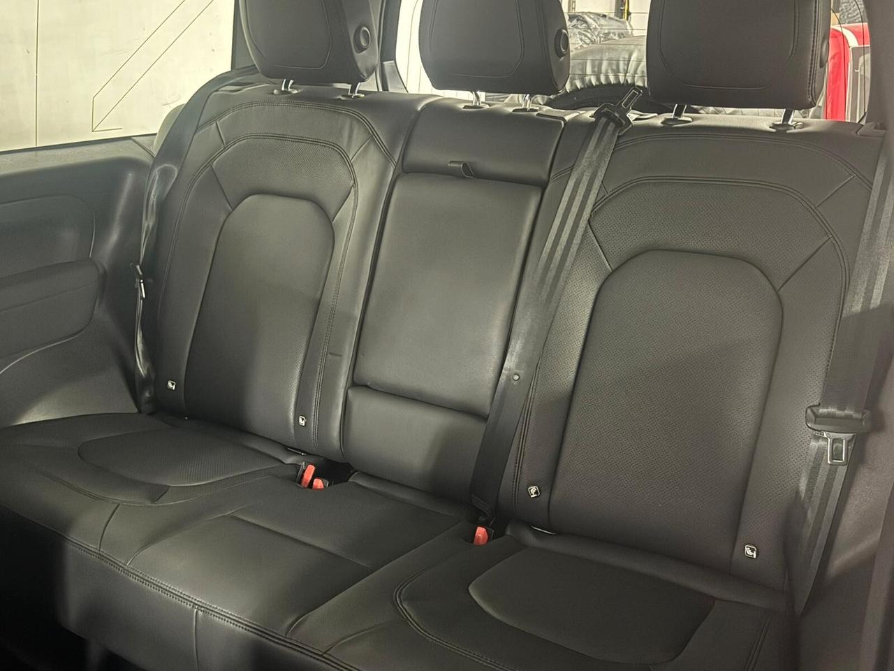 Land Rover Defender 90 3.0D I6 200 CV AWD Auto SE