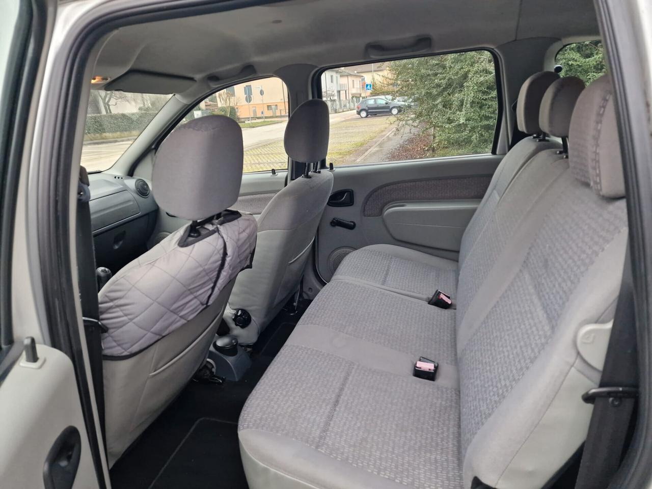 Dacia Logan MCV 1.5 dCi 70CV 7 posti Lauréate