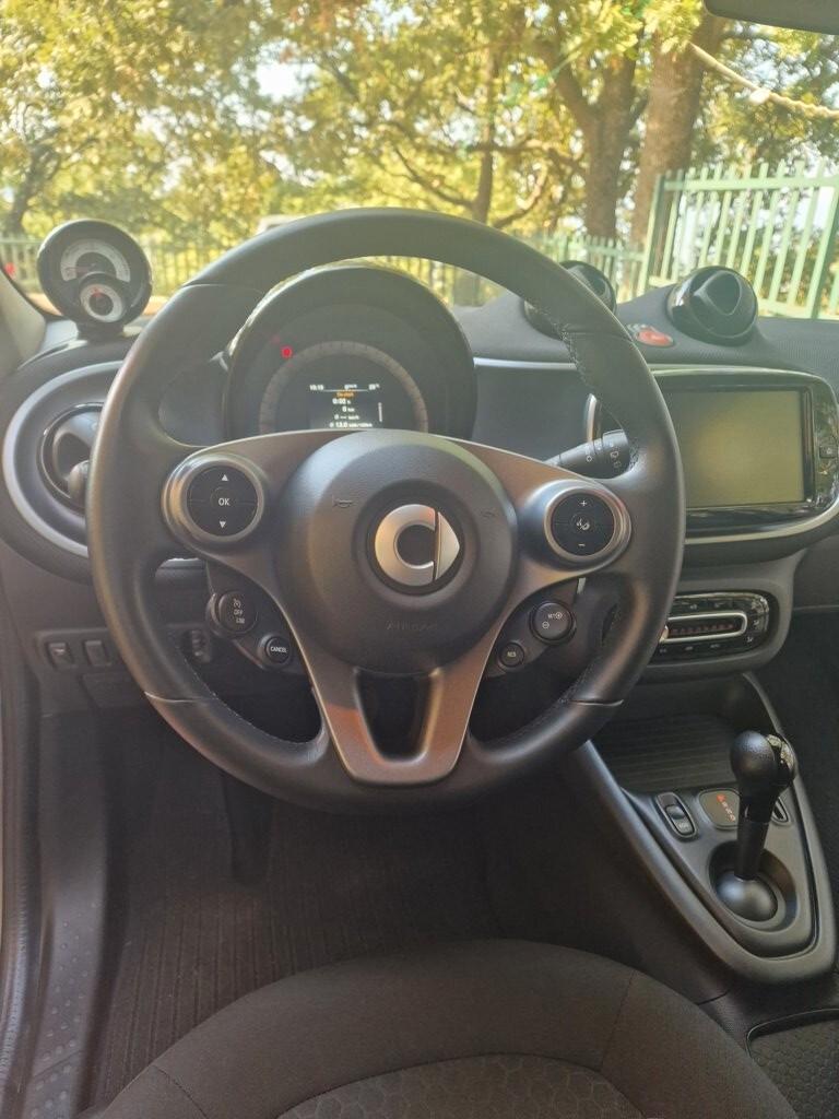 Smart ForFour EQ Passion 22 Kw ricarica veloce