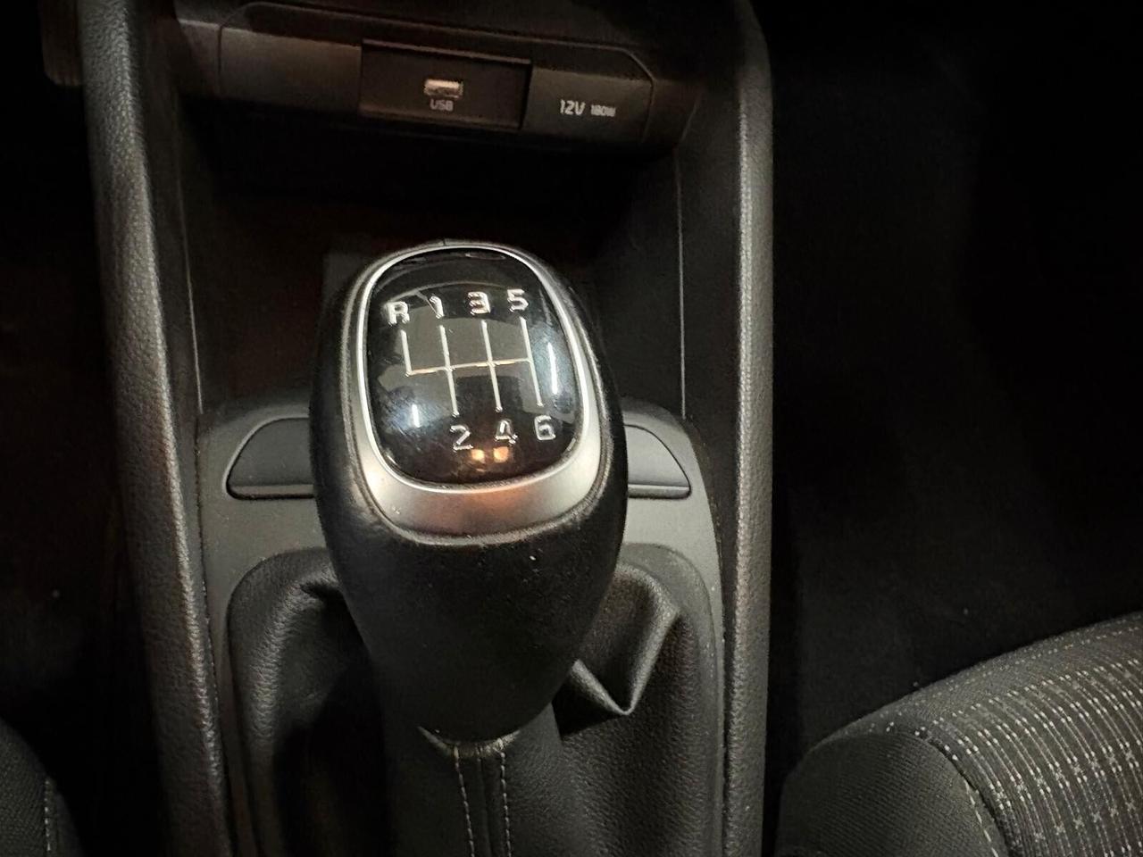 Kia Stonic STYLE 1.0 T-GDi MHEV iMT UNICO PR.