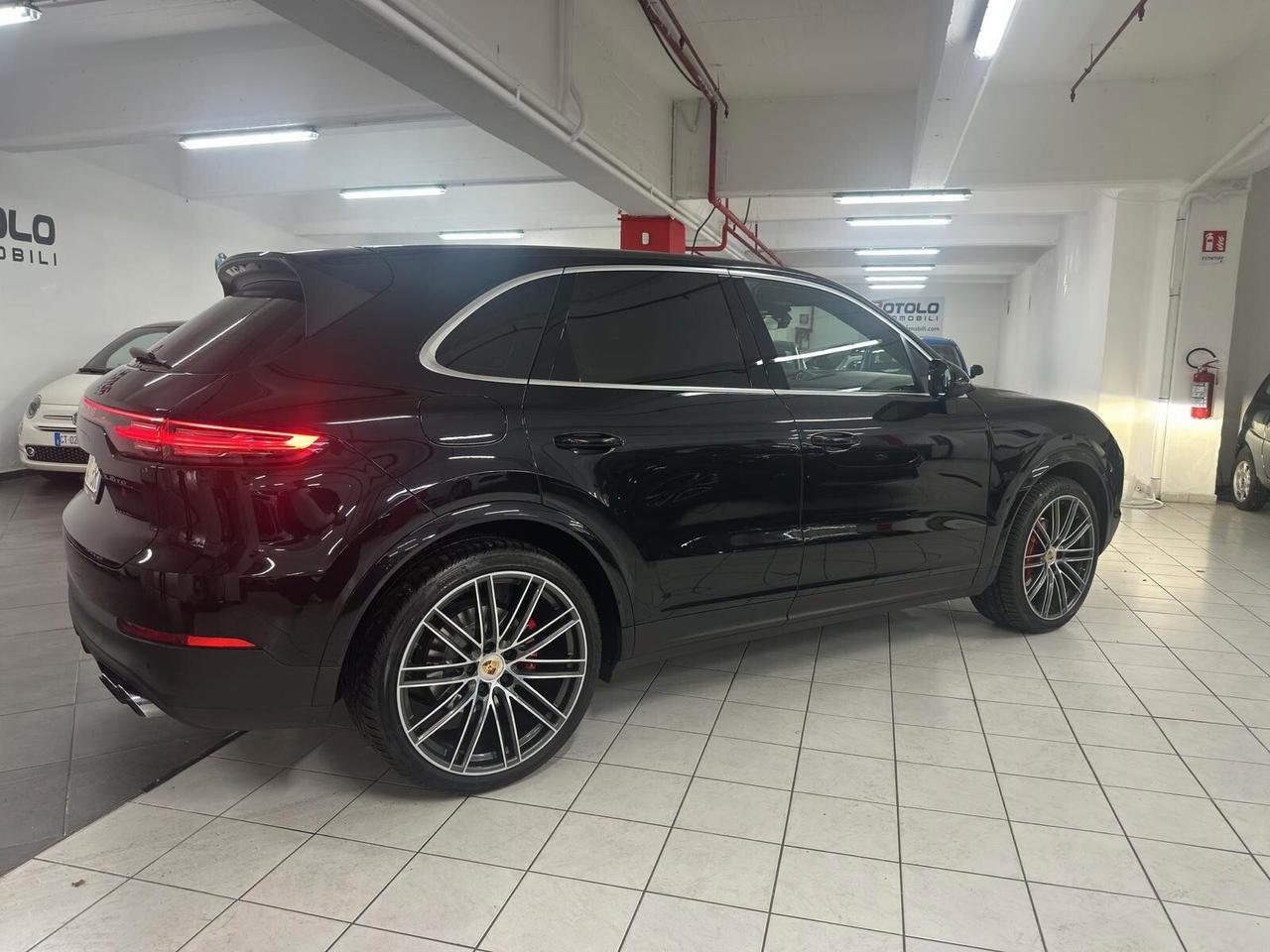 Porsche Cayenne 3.0 V6