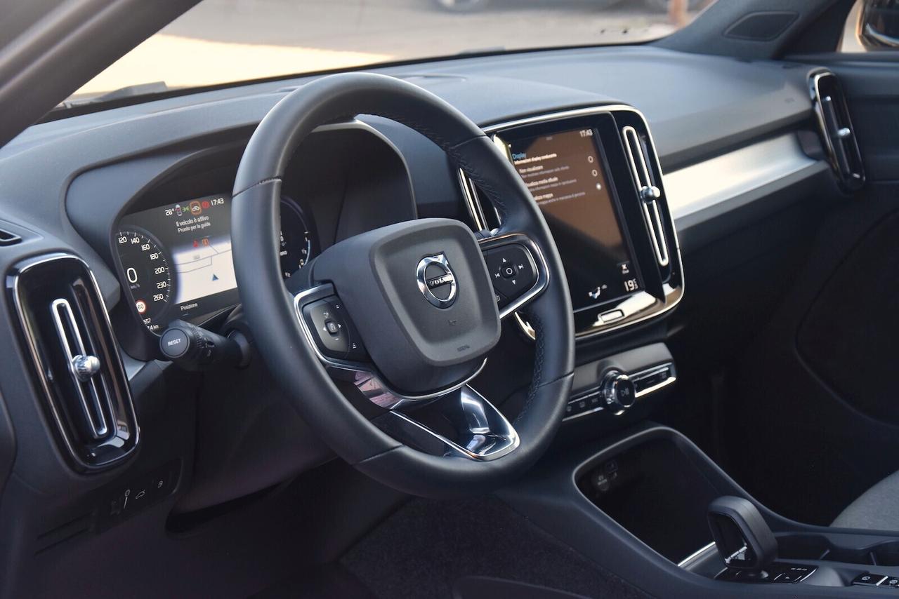 Volvo XC40 T4 Recharge Plug-in Hybrid Core