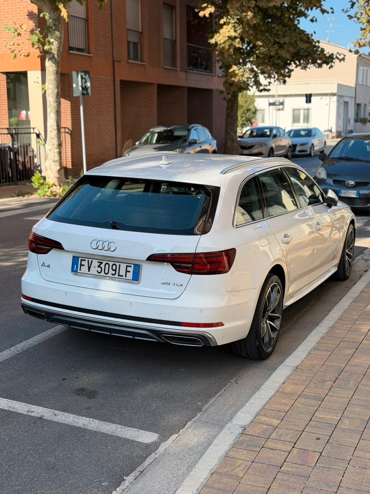 Audi A4 Avant 35 TDI S tronic
