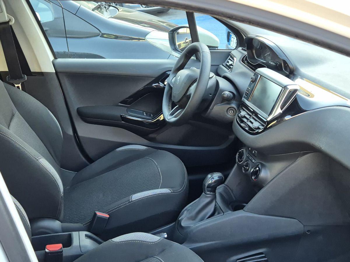 PEUGEOT - 208 - BlueHDi 75 S&S 5p. Active