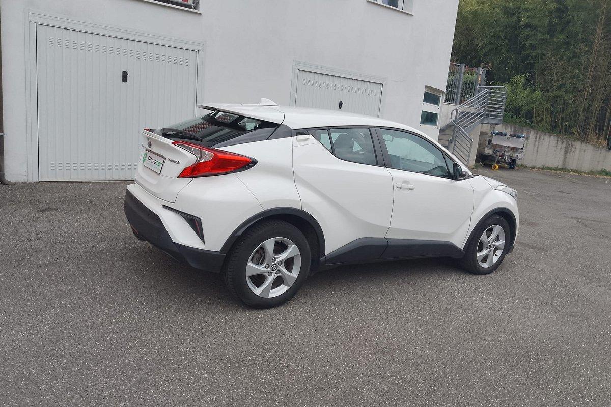 TOYOTA C-HR 1.8 Hybrid E-CVT Active